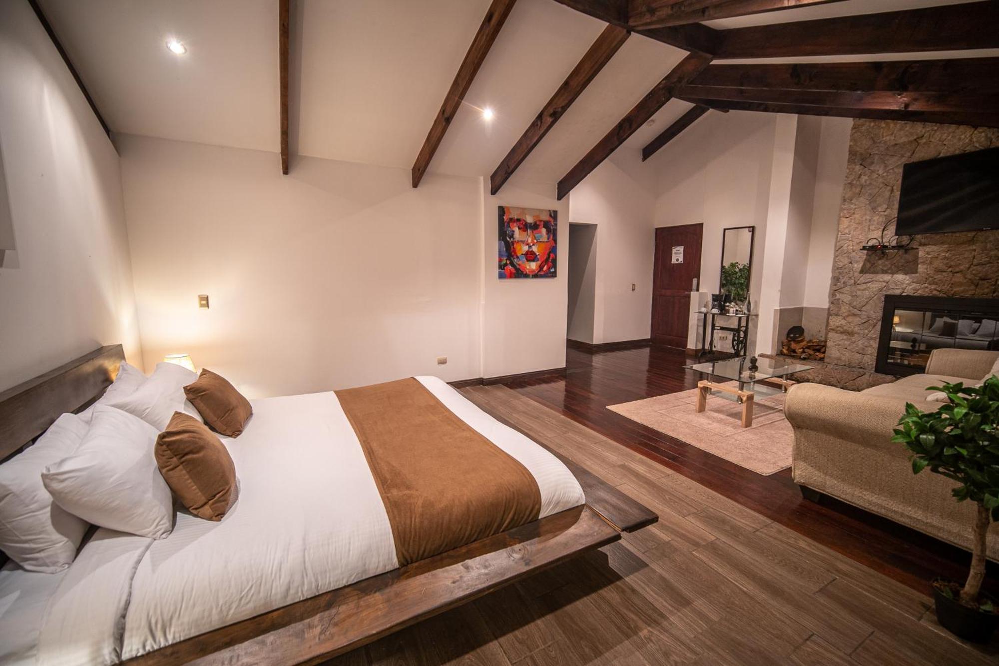 Vistas Del Conde Hotel Ередия Екстериор снимка